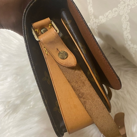 Authentic Louis Vuitton Cartouchiere MM shoulder bag - Picture 7 of 13